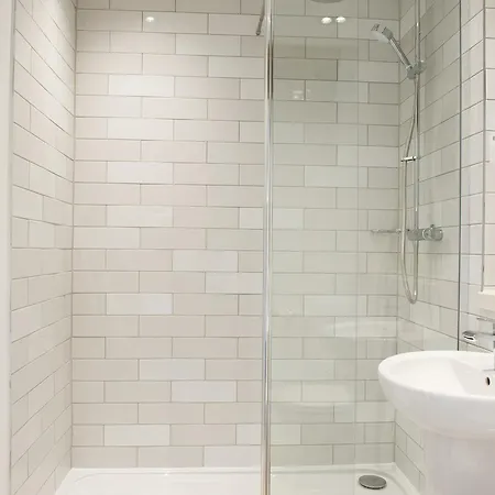 The Kestrel By Innkeeper's Collection